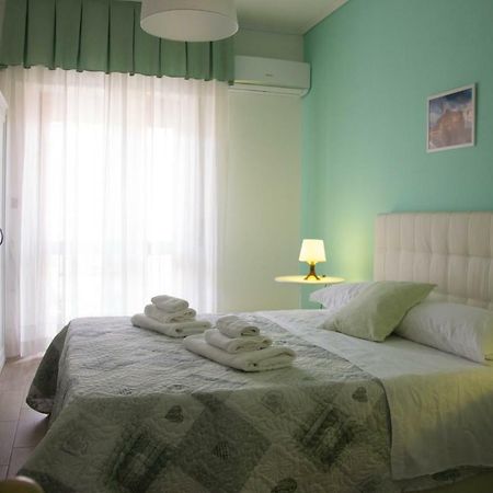 Mary'S House Bed and Breakfast Napels Buitenkant foto