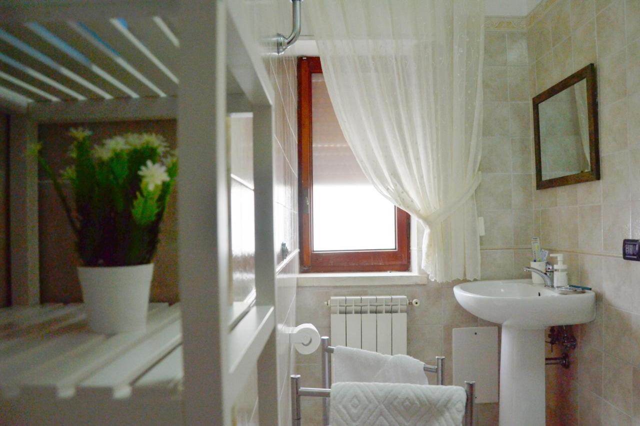 Mary'S House Bed and Breakfast Napels Buitenkant foto
