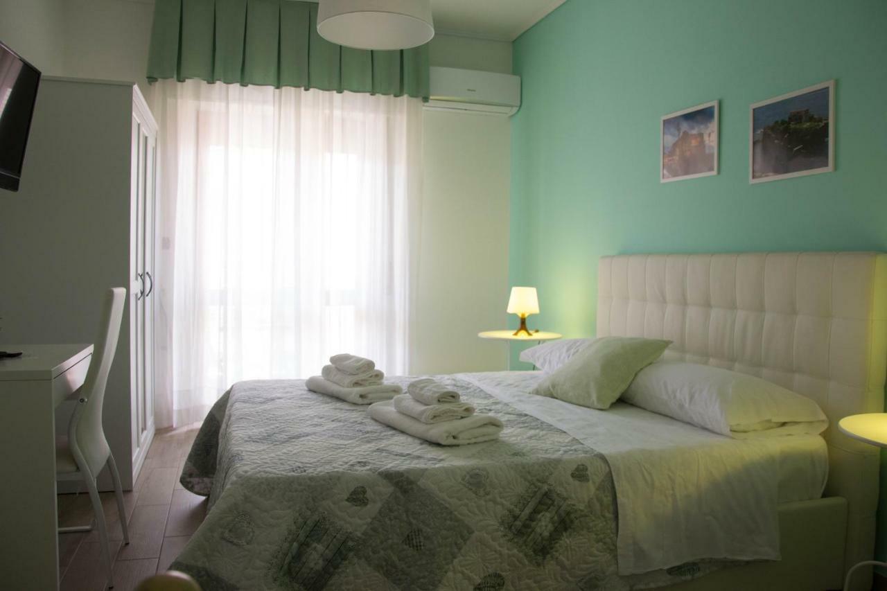 Mary'S House Bed and Breakfast Napels Buitenkant foto